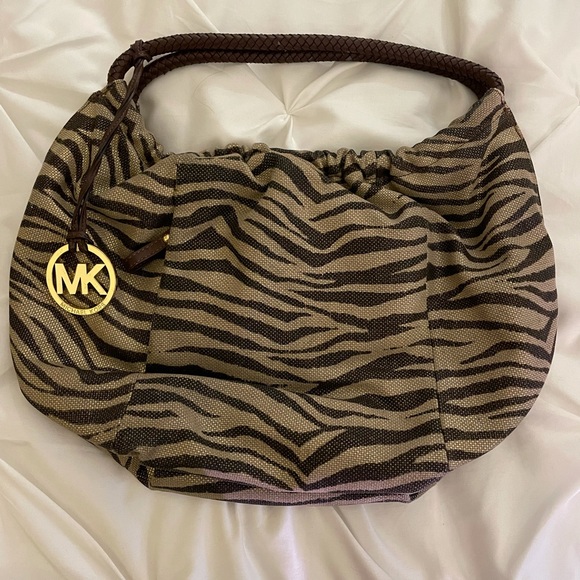 Michael Kors zebra purse - Picture 1 of 4
